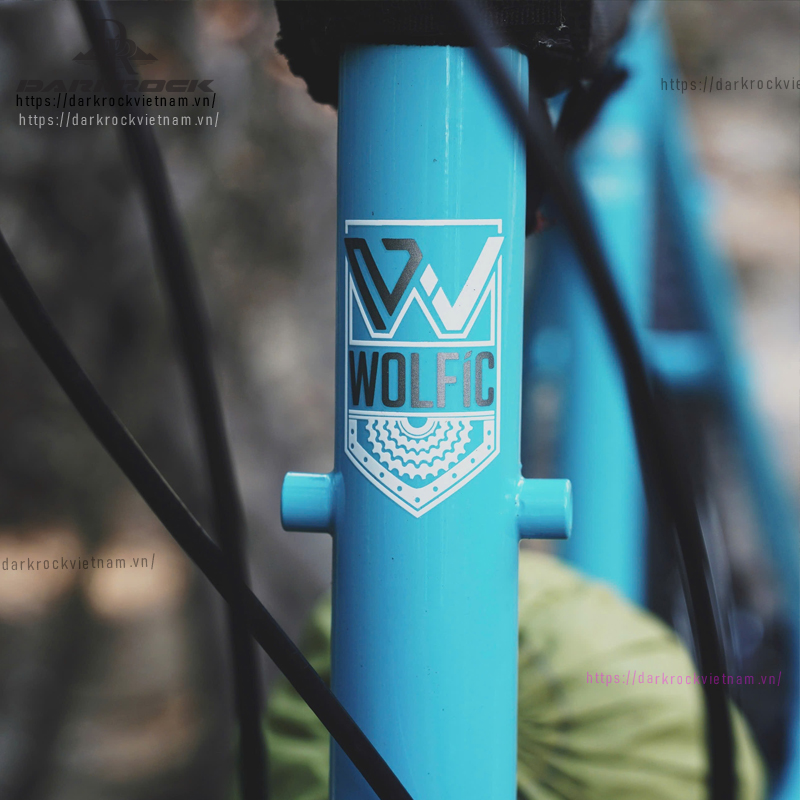 Wolfic Alpha Blue Size 46 Bike Packing
