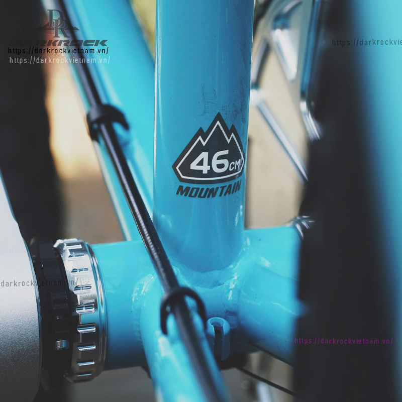 Wolfic Alpha Blue Size 46 Bike Packing